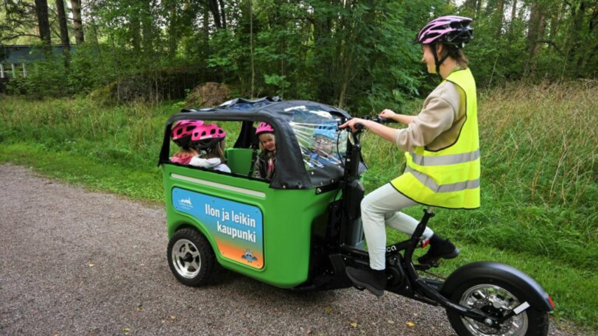کسب و کار تولید دوچرخه برای حمل کودکان در فنلاند